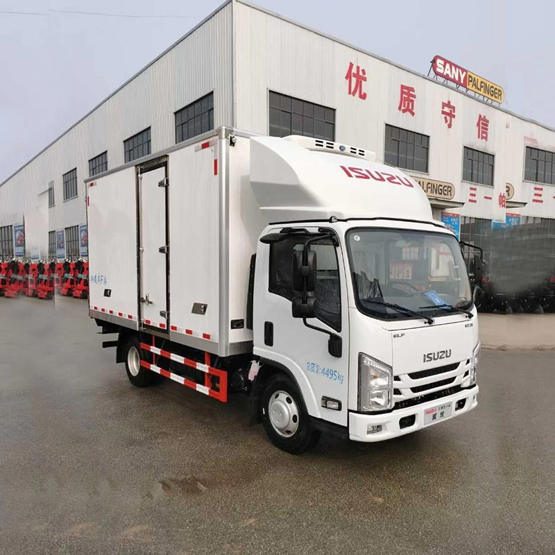 Isuzu Cooling Box Truck for Sale 