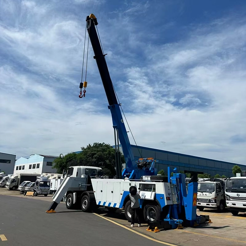Isuzu 8x4 Recovery Towing Truck