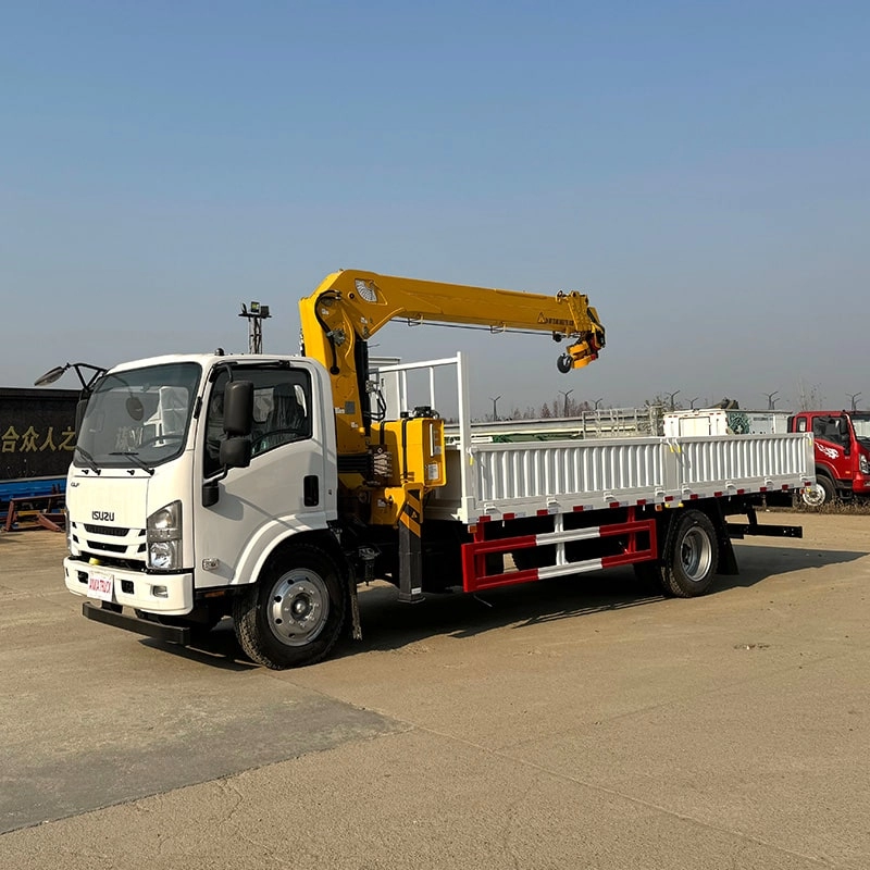 Isuzu 5Ton Boom Crane Truck Price