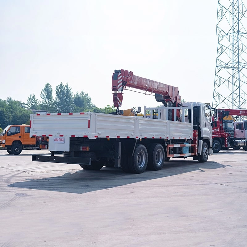 Isuzu 13 Ton Truck Mounted Crane