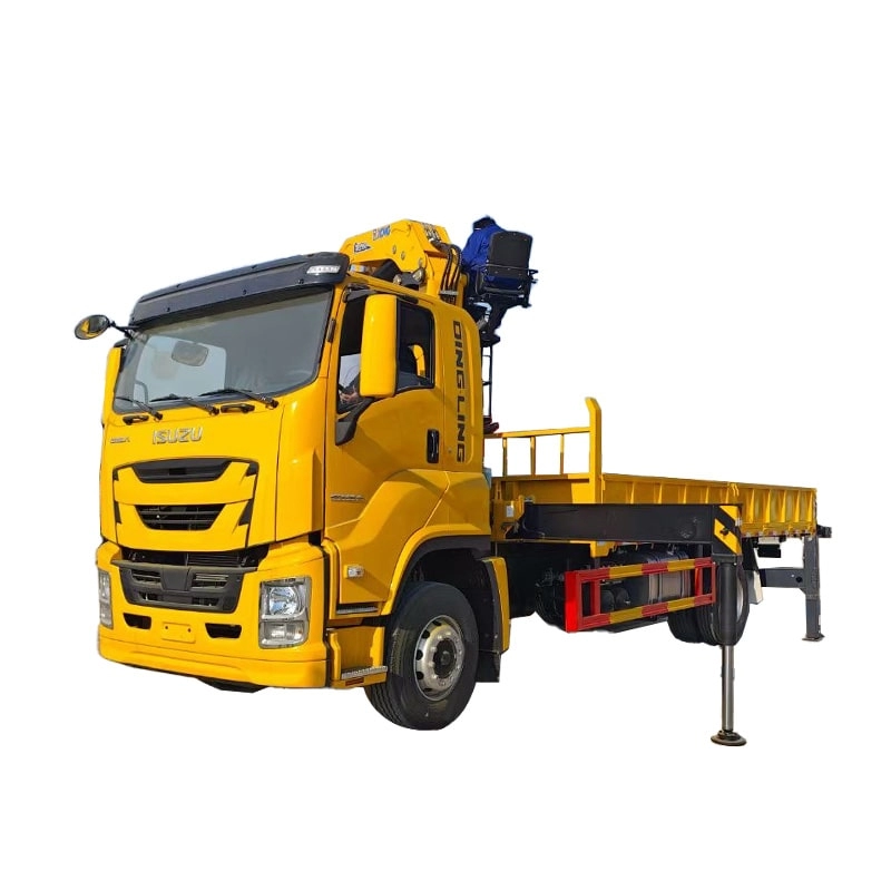 Isuzu GIGA 10Ton Folding Crane Truck Side View