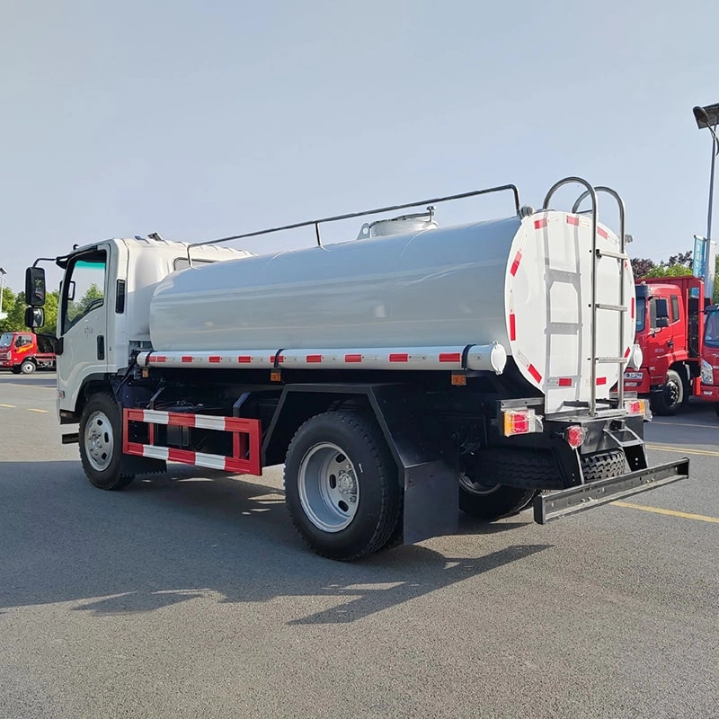 Isuzu 3Ton Bulk Milk Transport Tanker Truck