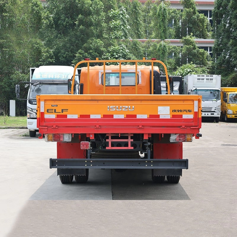 Isuzu 7 Ton Cargo Van Truck