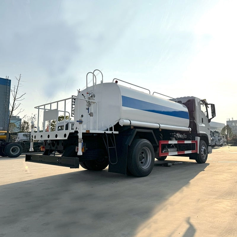 Isuzu GIGA Water Bowser Truck 