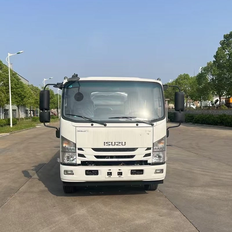 Isuzu Stainless Steel Water Transport Truck