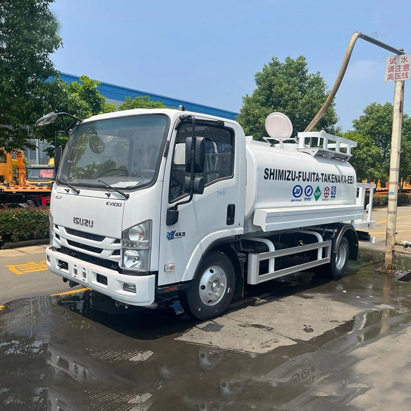 Isuzu 5000L Water Bowser Truck