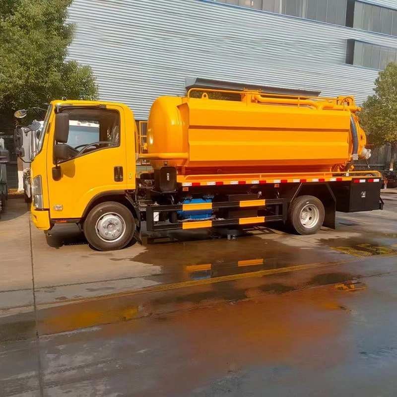 Isuzu Sewer Cleaning Tanker Truck