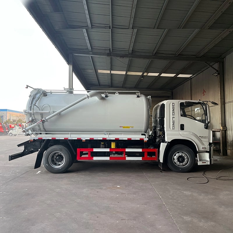 Isuzu Sewage Suction Truck