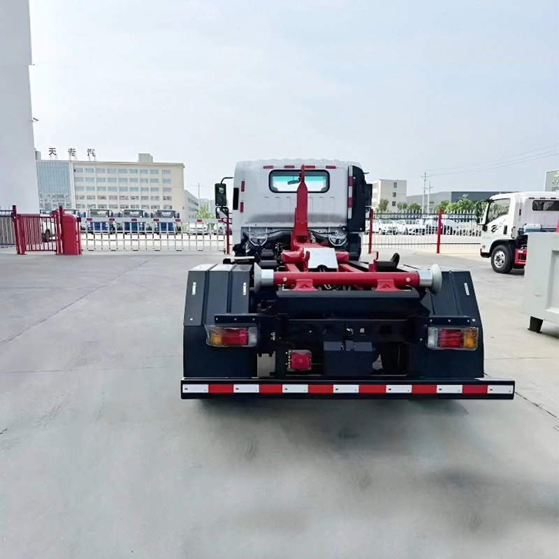 Isuzu 700P Hook Lift Garbage Truck