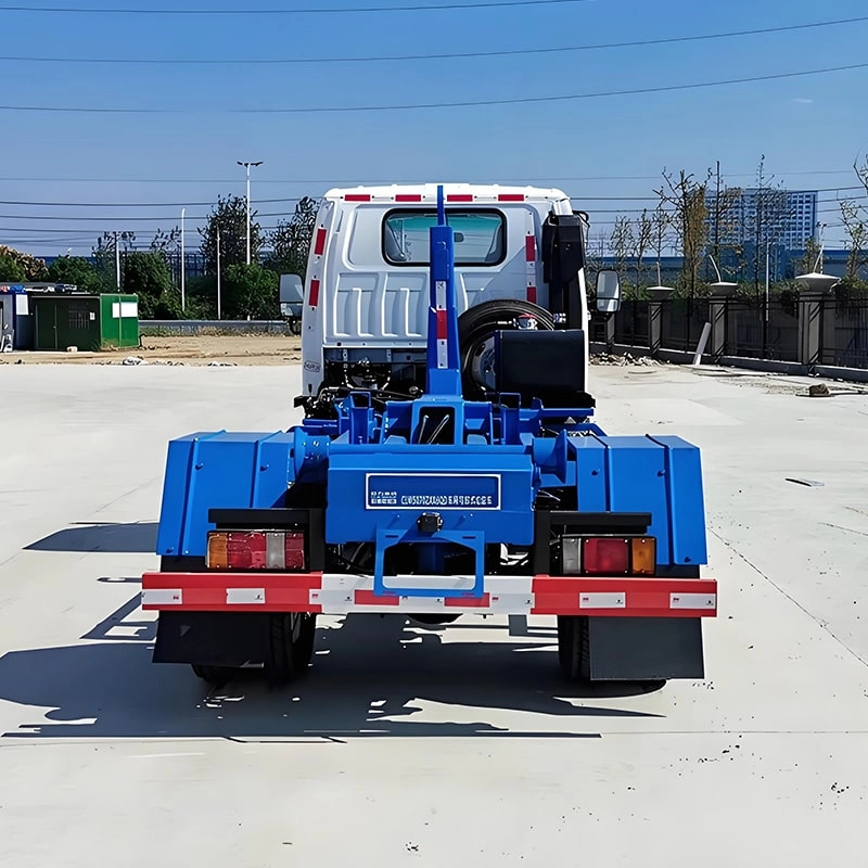 Isuzu Hook Lift Garbage Truck