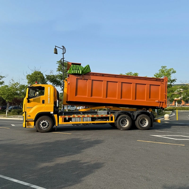 Isuzu Hook Loader Garbage Truck
