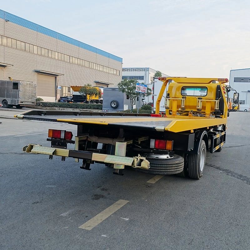 Isuzu Emergency Wrecker Tow Truck Back Side View