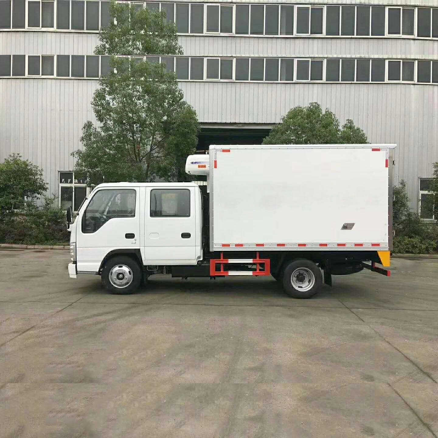 Isuzu Meat Delivery Freezer Box Truck Side View