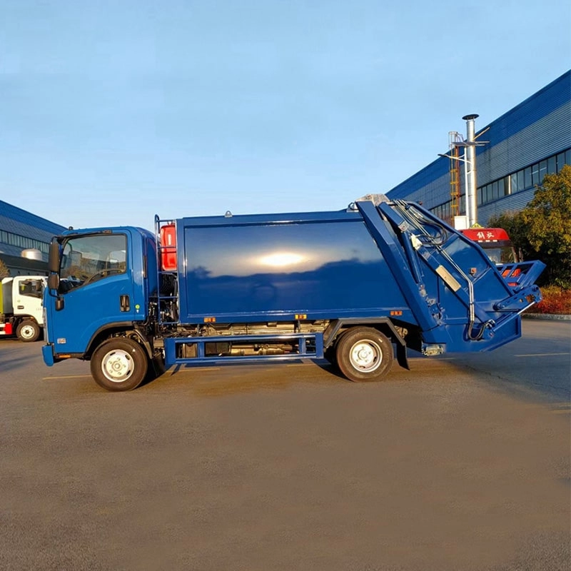 Isuzu Garbage Disposal Truck Left Side View