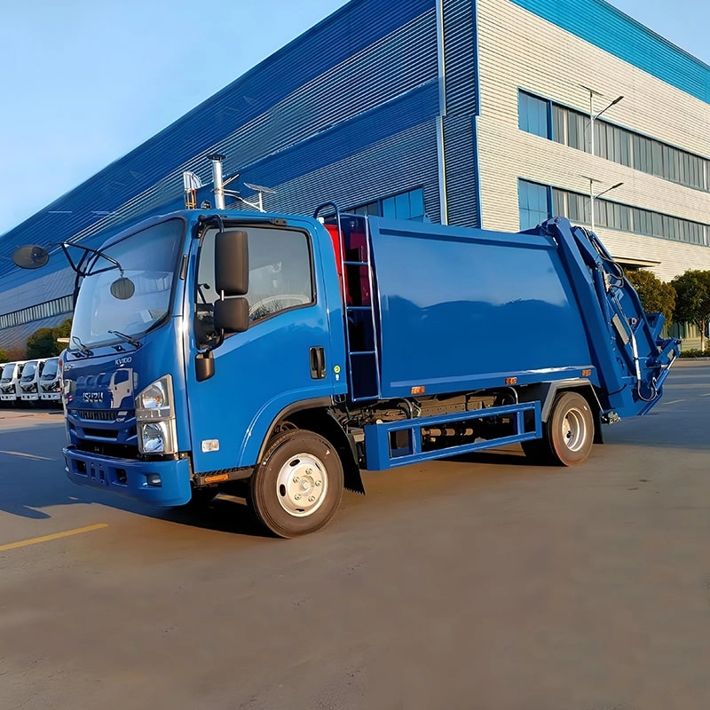 Isuzu Compressed Garbage Truck Front Side View