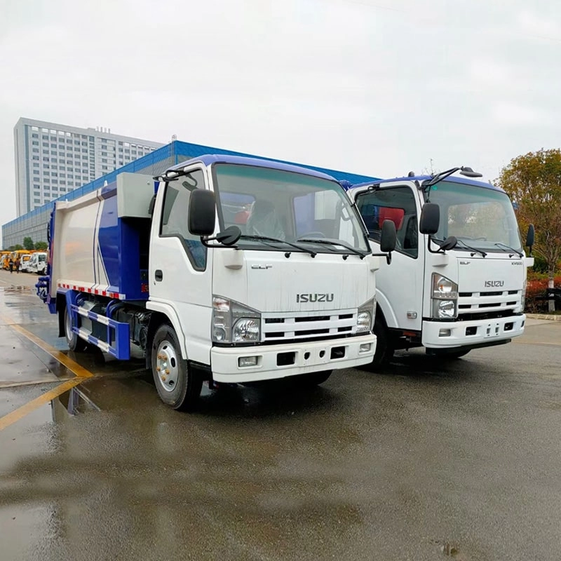 Isuzu Packer Garbage Truck Front View