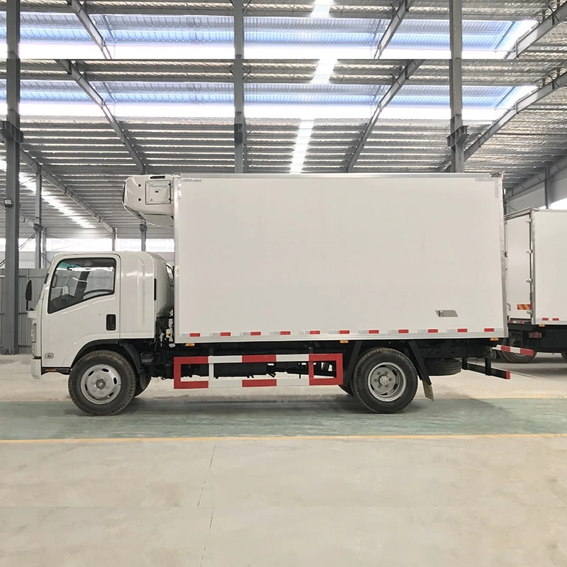 Isuzu Refrigerated Truck Left Side View