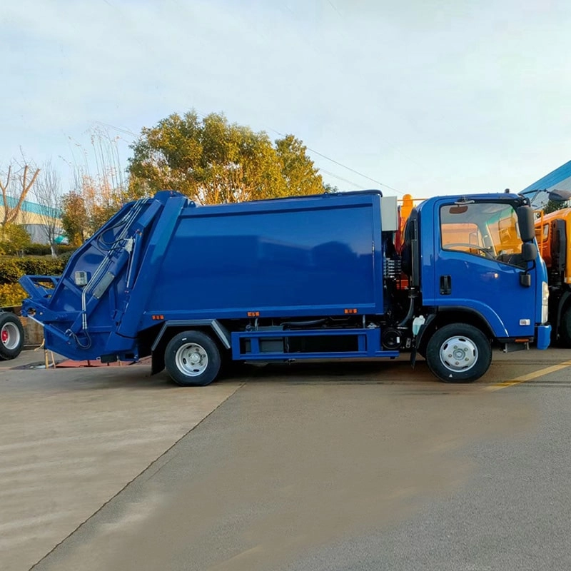 Isuzu Garbage Truck Compressed Right Side View