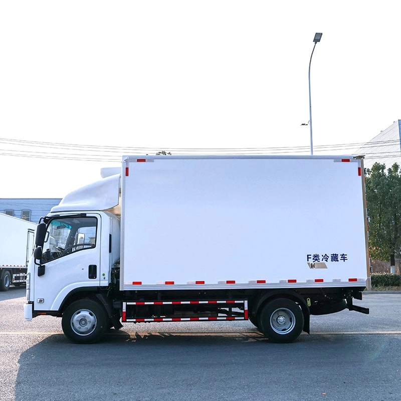 Isuzu Freezer Van Box Truck Side View