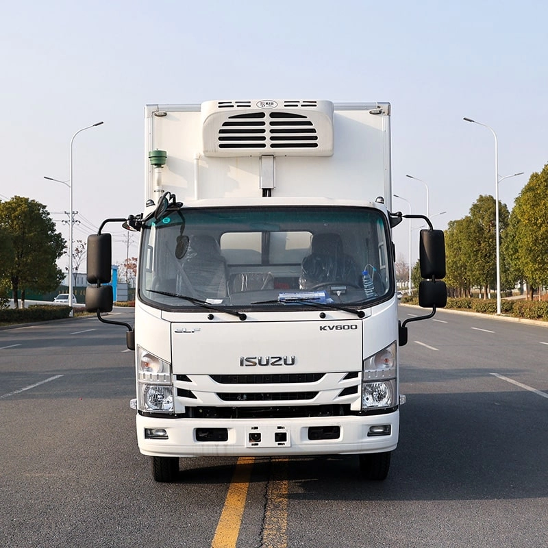 Isuzu Cooling Van Box Truck Front View