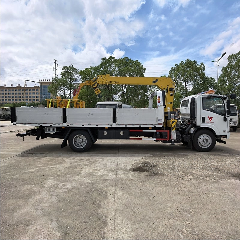 Isuzu Emergency Rescue Wrecker with Crane Side View