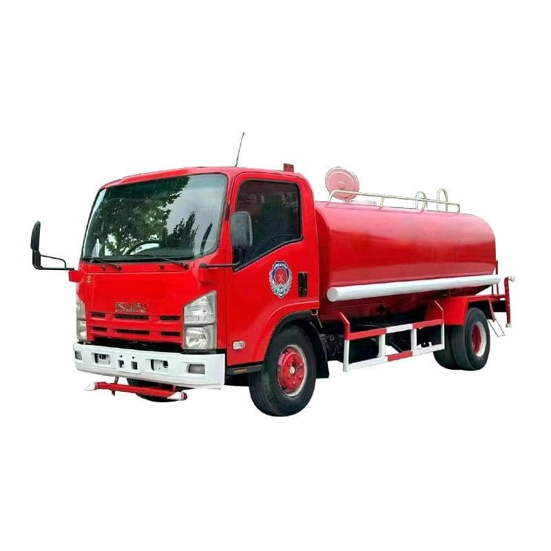 Isuzu Water Tank Fire Fighting Truck Front Side View