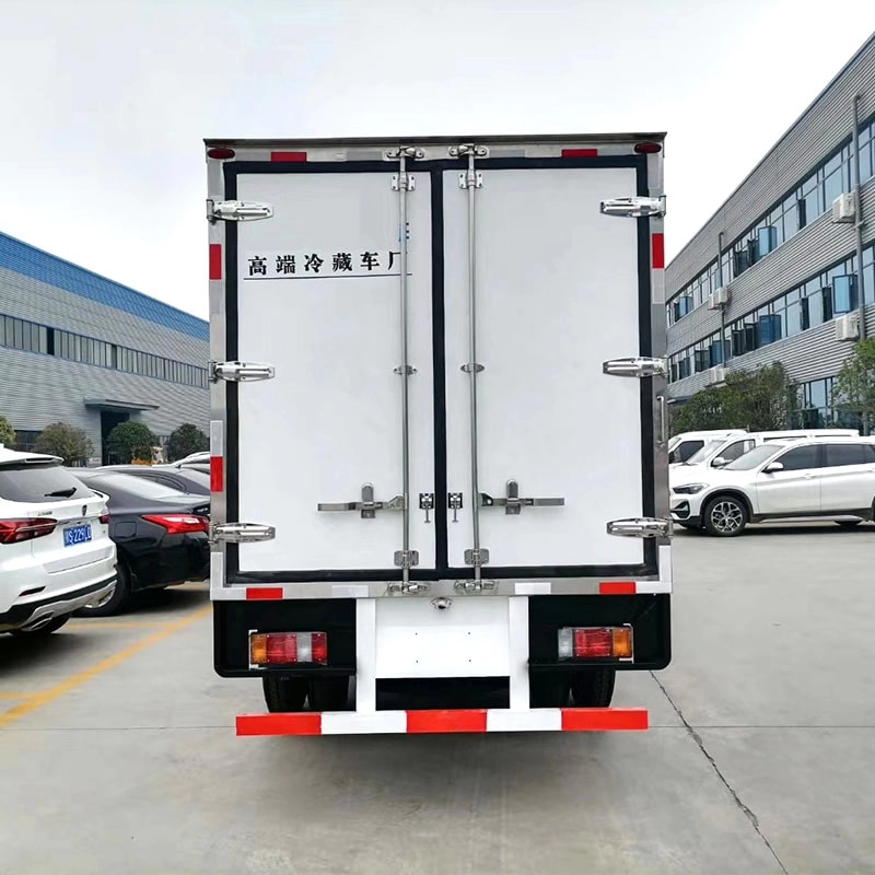 Isuzu Cooling Box Lorry Truck Back View
