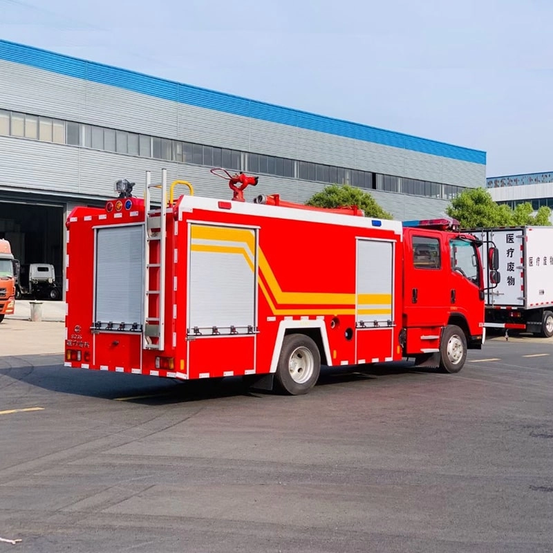 Isuzu Foam Fire Rescue Truck Back Side View