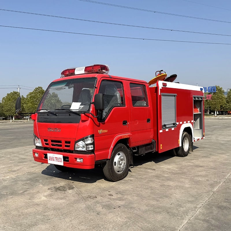 Isuzu Small Fire Engine Side View