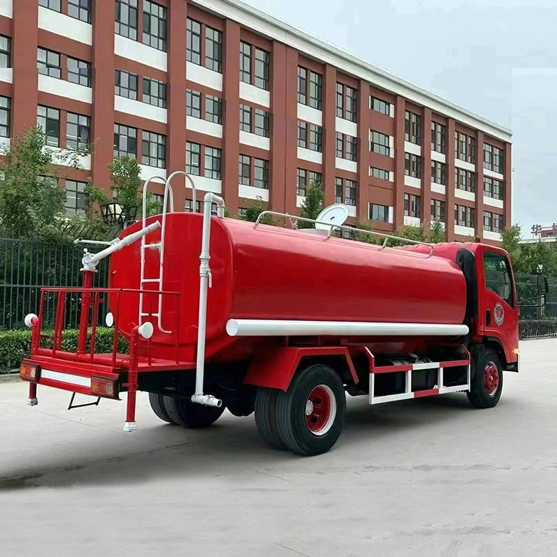 Isuzu Water Fire Fighting Truck Back Side View