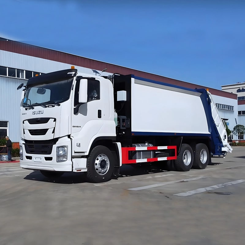 Isuzu GIGA Compressed Garbage Truck Front Side View