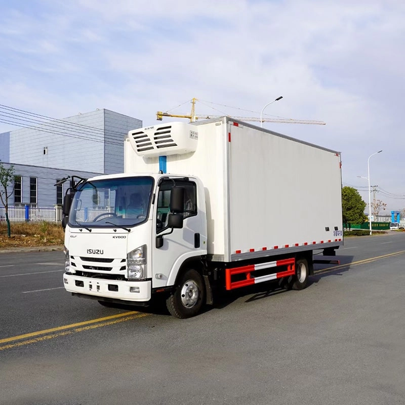 Isuzu Reefer Box Truck Side View